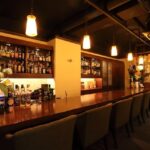 広島デートを最高に彩る隠れ家バー「Bar Moon-Shiner」徹底解説：彼女の「素敵！」を引き出す特別な夜